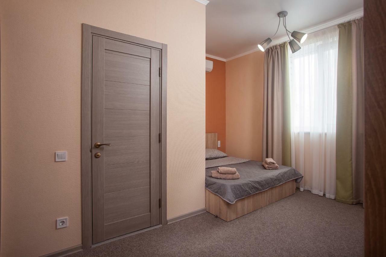 Fanfan Hotel Odessa Exterior photo