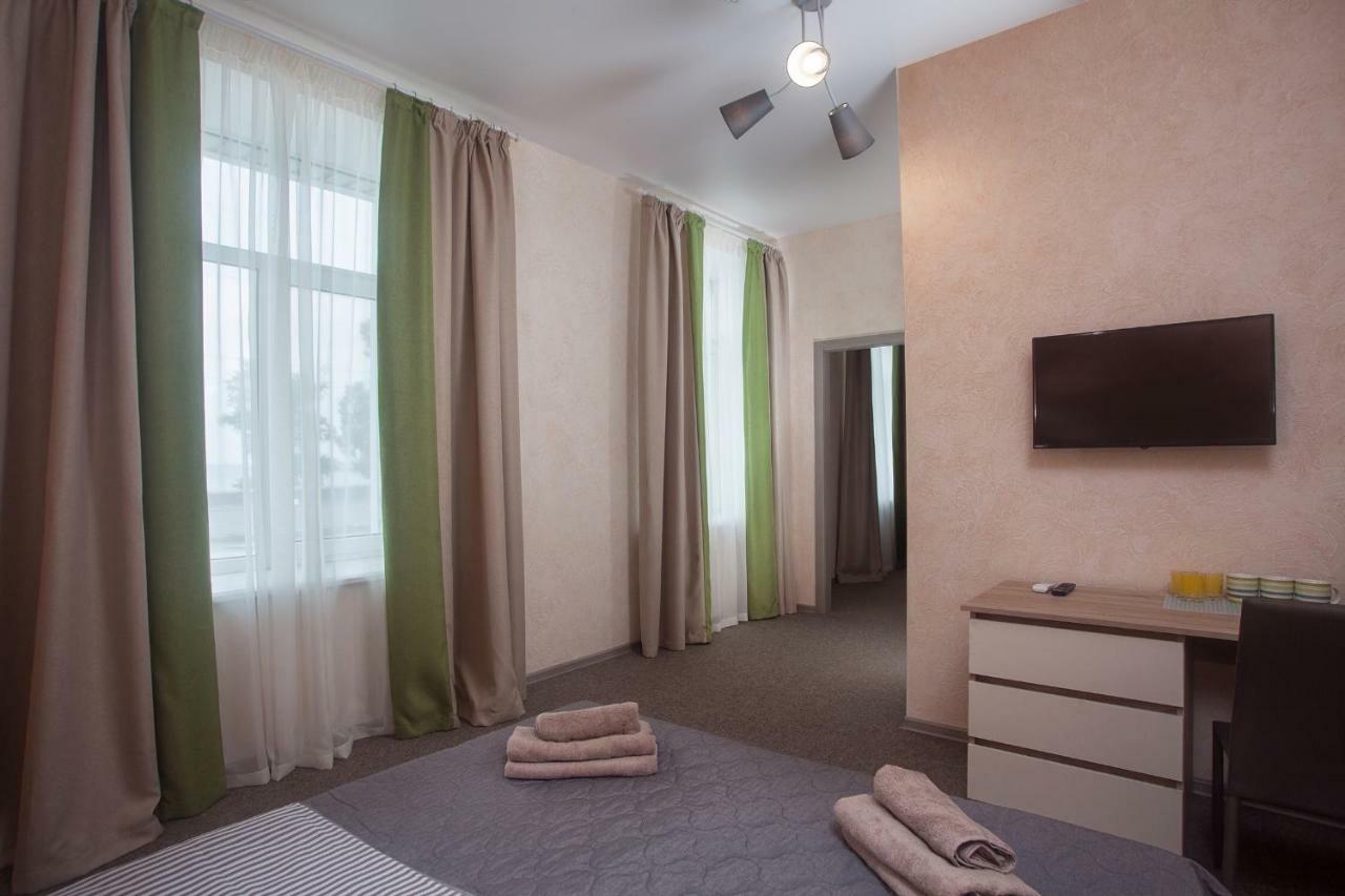 Fanfan Hotel Odessa Exterior photo